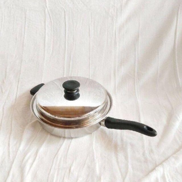 お客様限定美品 ウォック と大ソースパン、大フライパンのセットです お客様限定美品 ウォック と大ソースパン、大フライパンのセットです
