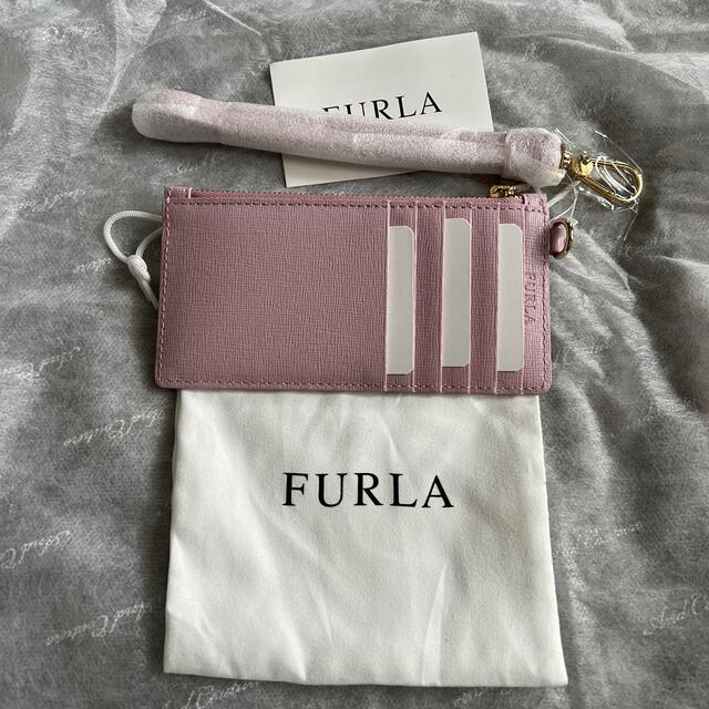 新品　FURLA フラグメントケース