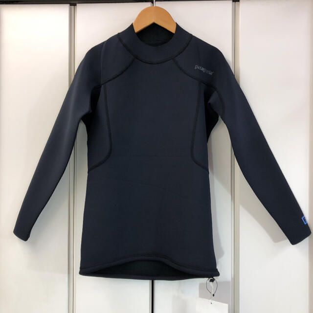 新品 patagonia R1 Long Sleeve Top(L) 新品 patagonia R1 Long Sleeve Top(L)