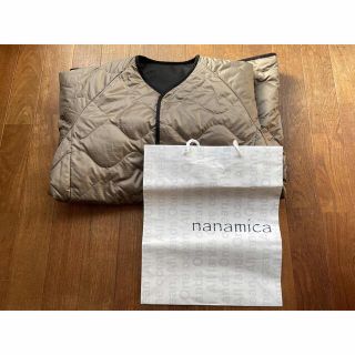 ナナミカ(nanamica)の完売品　室内着用のみ　ナナミカ　リバーシブルダウンコート(ダウンジャケット)