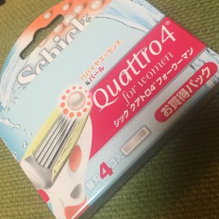 Schick クアトロ4フォーウーマン 替刃4個入り(脱毛/除毛剤)