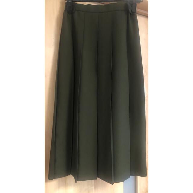 ユニクロ　ワイドプリーツスカート(丈短め76〜80センチ)XS ダークグリーン レディースのスカート(ロングスカート)の商品写真