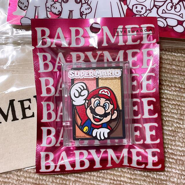 WHOMEE BABYMEE スーパーマリオコラボ　アイシャドウ　ポーチ　 コスメ/美容のベースメイク/化粧品(アイシャドウ)の商品写真