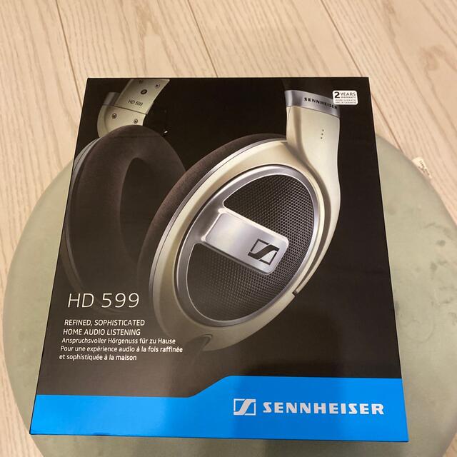 激安価格の SENNHEISER - ゼンハイザー ヘッドホン オープン型 HD 599 新品同様 ヘッドフォン/イヤフォン