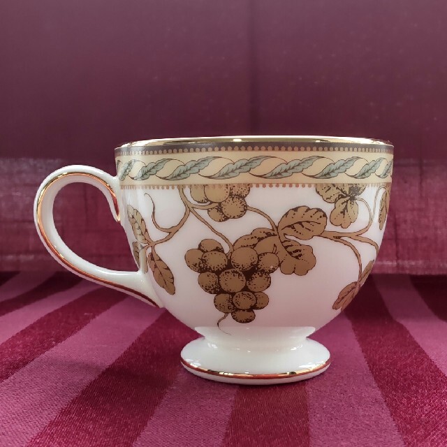 WEDGWOOD - ウェッジウッド ゴールデンバード カップ&ソーサー WEDGWOOD - ウェッジウッド ゴールデンバード カップ&ソーサー