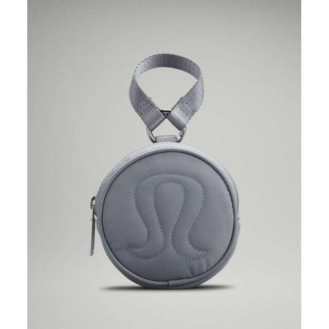 lululemon(ルルレモン)のlululemon ルルレモン 撥水Logo Coin Pouchコインポーチ スポーツ/アウトドアのトレーニング/エクササイズ(ヨガ)の商品写真