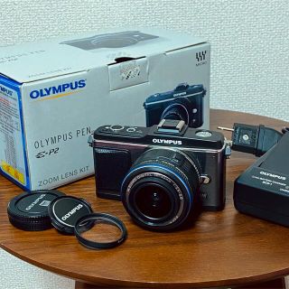 オリンパス(OLYMPUS)の年末特価♪オリンパス E-P2 標準ズームキット(ミラーレス一眼)