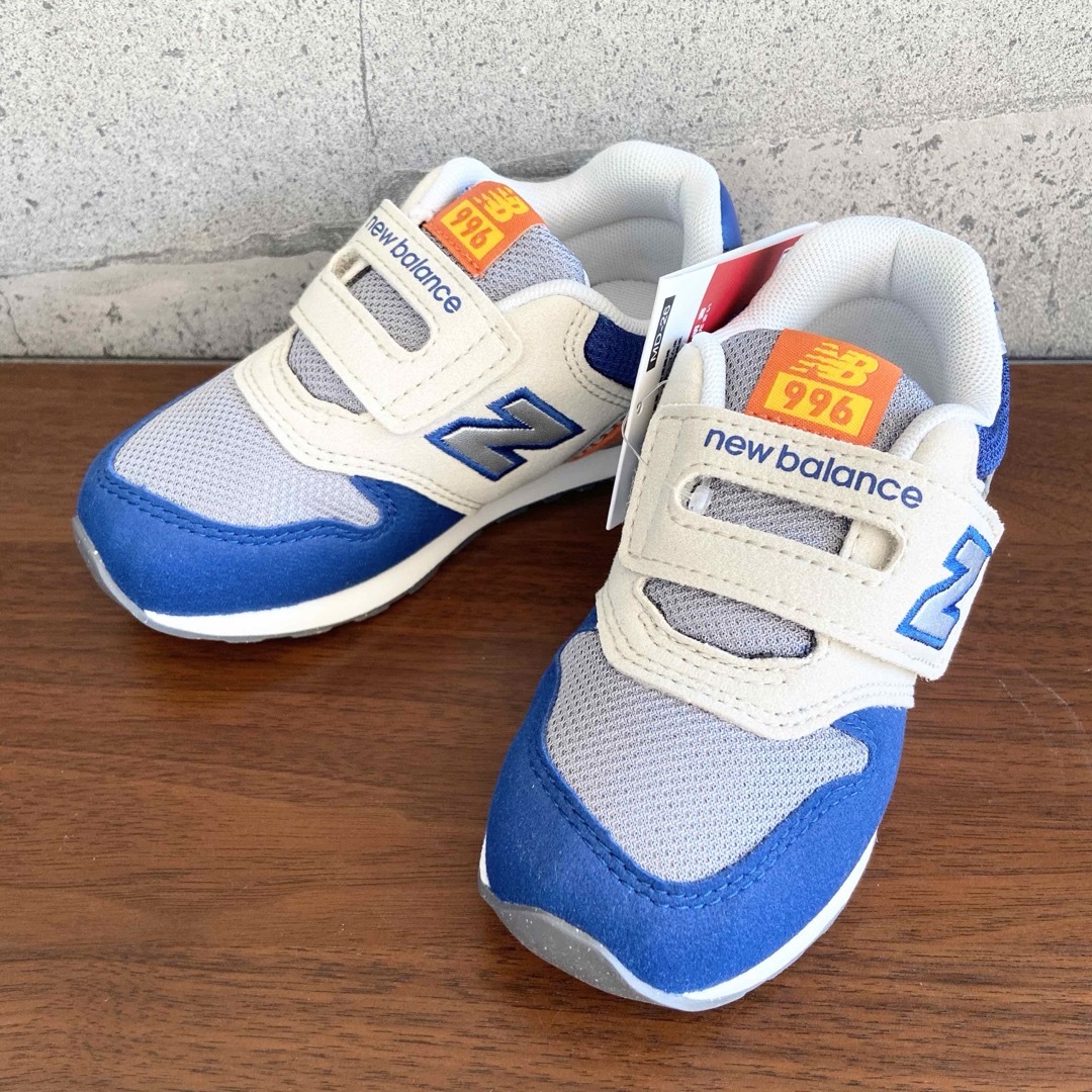 New Balance(ニューバランス)の【新品】14.5センチ グリーン×イエロー　ニューバランス　スニーカー キッズ/ベビー/マタニティのベビー靴/シューズ(~14cm)(スニーカー)の商品写真