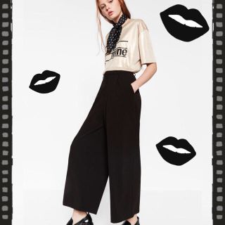 ザラ(ZARA)の脚長効果❤︎ウエストリボンワイドパンツ(バギーパンツ)