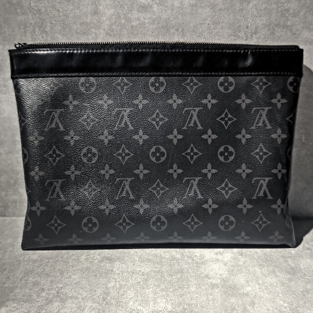 LOUIS VUITTON　ルイヴィトン　クラッチバッグ