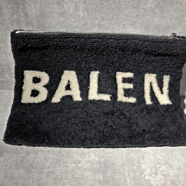 ゆーぱんまん様 BALENCIAGA ムートンバッグ 最低価格の 49.0%割引