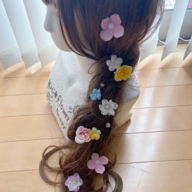 ラプンツェルハーフアップ髪飾り♡パステル ゴージャスリボン ラプンツェルハーフアップ髪飾り♡パステル ゴージャスリボン