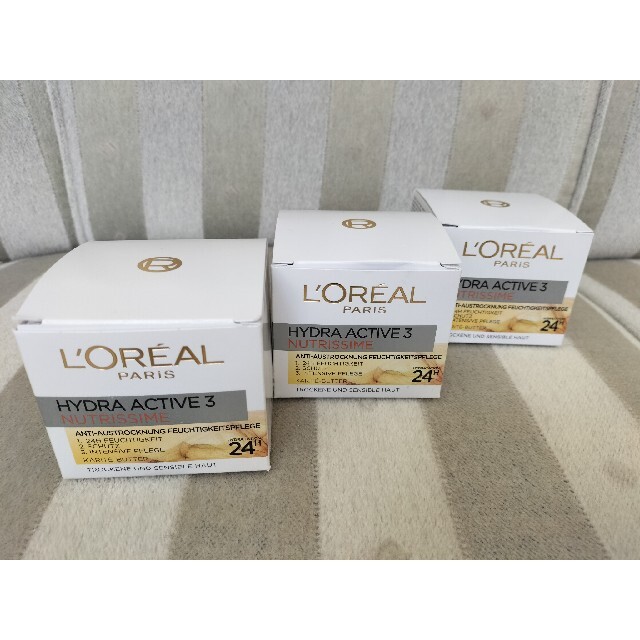 L'Oreal Paris(ロレアルパリ)のロレアルパリ保湿クリーム3個セット コスメ/美容のスキンケア/基礎化粧品(フェイスクリーム)の商品写真