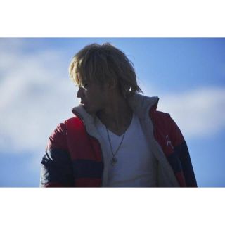 トミーヒルフィガー(TOMMY HILFIGER)の磯村勇斗着用　TOMMY JEANS ダウンジャケット　フリース(ダウンジャケット)