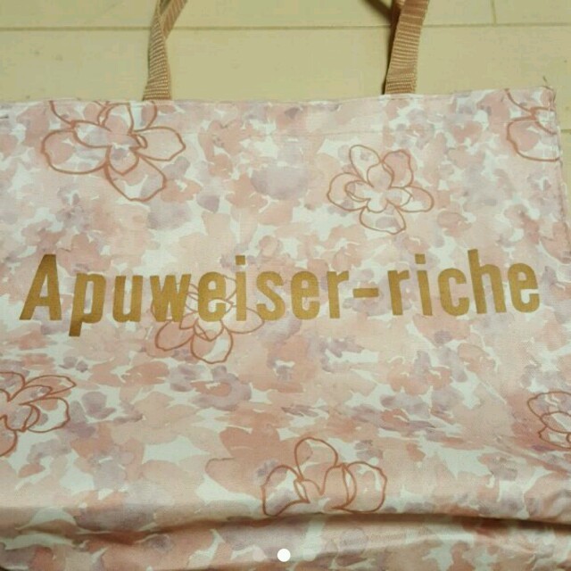 Apuweiser-riche(アプワイザーリッシェ)の【未使用】アプワイザーリッシェ　花柄ナイロントートバッグ レディースのバッグ(トートバッグ)の商品写真