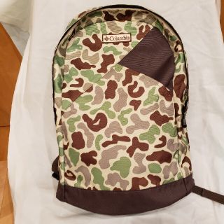 Columbia コロンビア  椅子付きデイバッグ　25L カモフラ柄