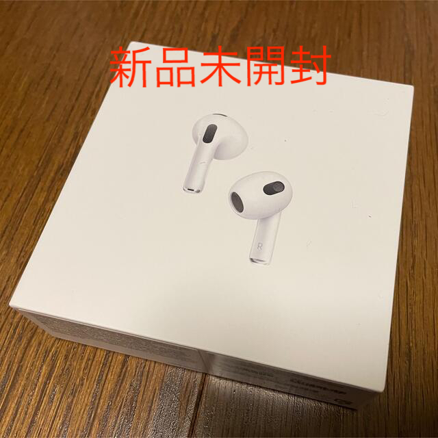 AirPods 第三世代　第3世代　APPLE MPNY3J/A WHITE