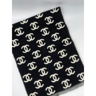 ご専用????CHANEL♡2020最新作マフラーBLACK