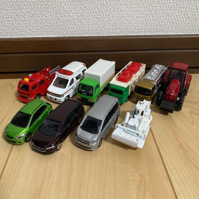 トミカ ミニカー 品 中国製