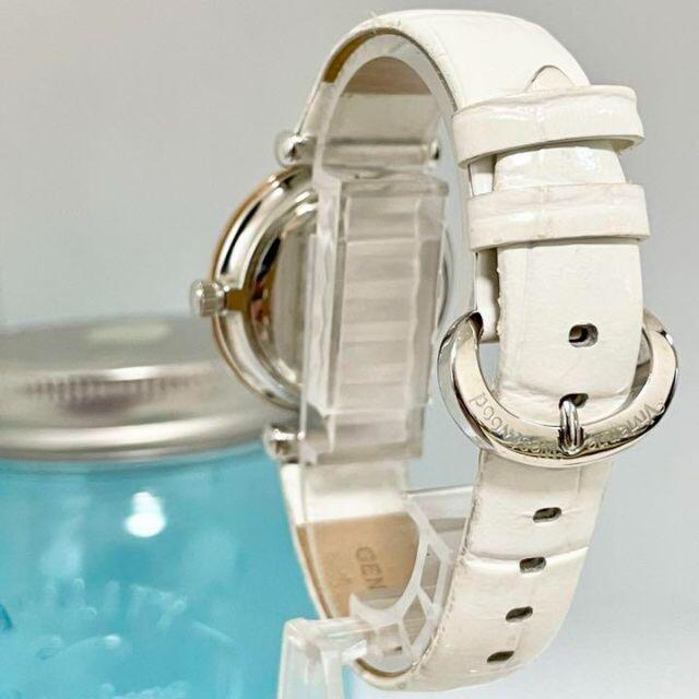 Vivienne レディース腕時計 ホワイト オシャレの通販 by Haru's shop｜ヴィヴィアンウエストウッドならラクマ Westwood - 177 ヴィヴィアンウエストウッド時計 格安最新品