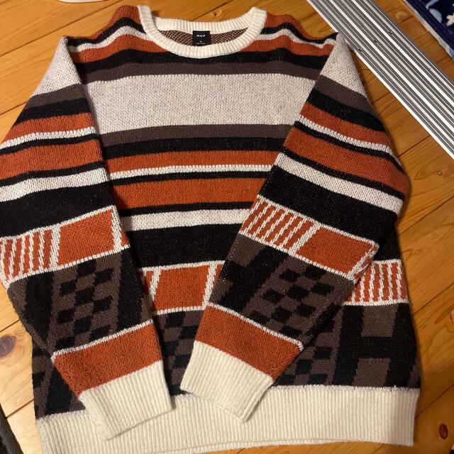 HUF - HUF セーターの通販 by し!|ハフならラクマ