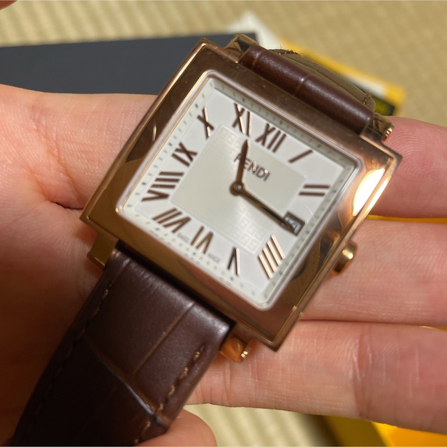 FENDI(フェンディ)のFENDI♡QUADOROMEN クアドロ メン メンズの時計(腕時計(アナログ))の商品写真