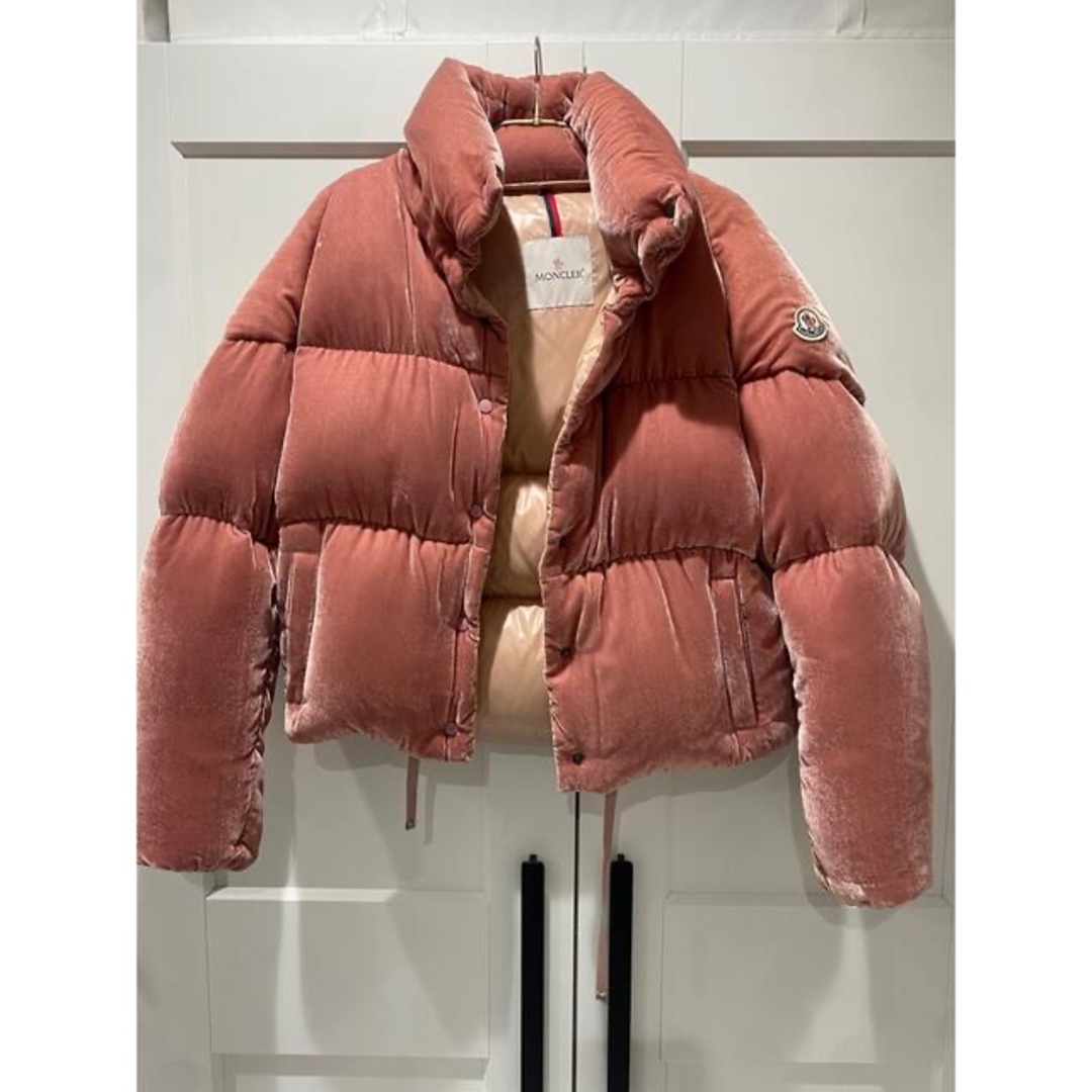 MONCLER - モンクレール 価格高騰 レディースダウン ピンク 美品 MONCLER - モンクレール 価格高騰 レディースダウン ピンク 美品