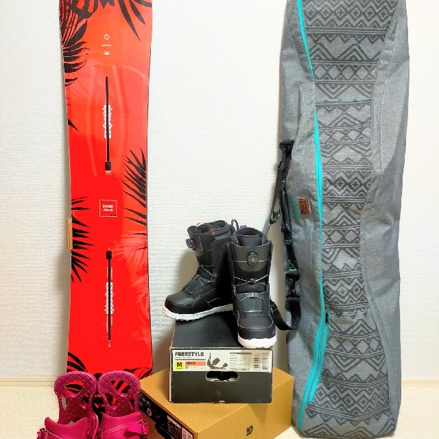 BURTON(バートン)のBURTON THIRTYTWO 全て18-19 新品＆極上品！定価総額12万！ スポーツ/アウトドアのスノーボード(ボード)の商品写真