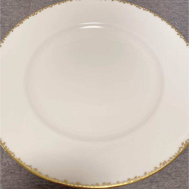 WEDGWOOD(ウェッジウッド)の新品【希少】ウェッジウッド   VERA WANG   10点セット インテリア/住まい/日用品のキッチン/食器(食器)の商品写真