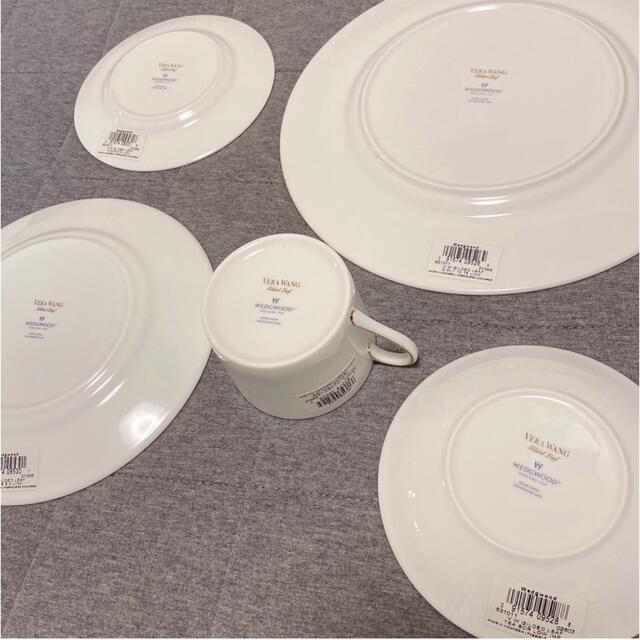 WEDGWOOD(ウェッジウッド)の新品【希少】ウェッジウッド   VERA WANG   10点セット インテリア/住まい/日用品のキッチン/食器(食器)の商品写真