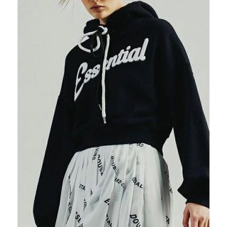 ダブルスタンダードクロージング(DOUBLE STANDARD CLOTHING)のダブスタ❣️完売❣️割引❣️ ESSENTIAL 裏毛ショート丈パーカー(パーカー)