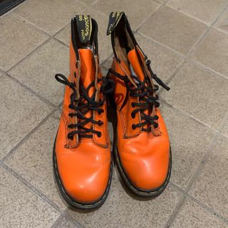 Dr.Martens ドクターマーチン 25714 8ホールレースアップブーツ レザーシューズ オレンジ