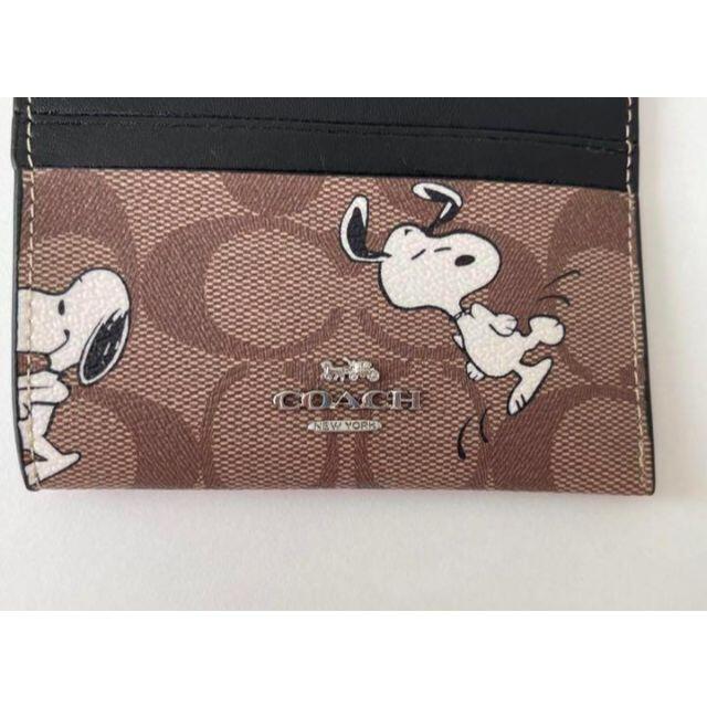 COACH(コーチ)の【☆値下げ中☆新品】パスケース COACH スヌーピー コラボ レディースのファッション小物(財布)の商品写真