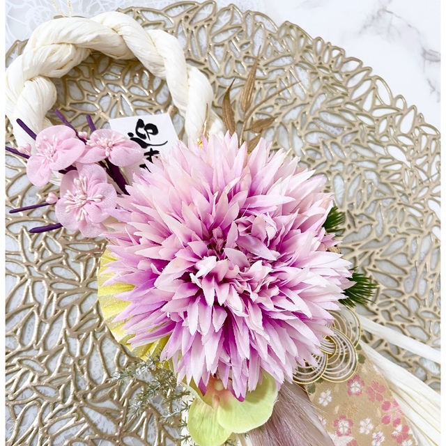 迎春♡オシャレピンクお正月しめ飾り(アーテフィシャルフラワー) ハンドメイドのフラワー/ガーデン(リース)の商品写真