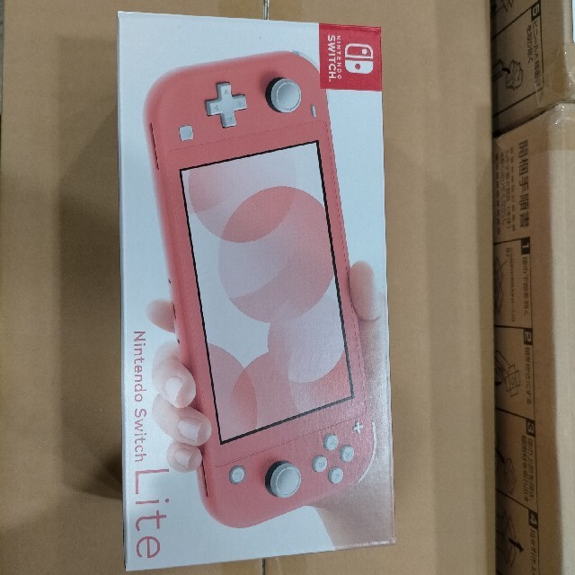 ニンテンドースイッチ ライト 8台