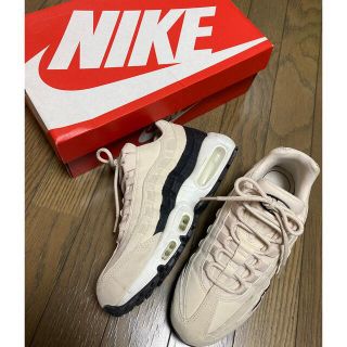 ナイキ(NIKE)のNIKE☆AIR MAX 95 PRM  エアマックス　クリーム(スニーカー)