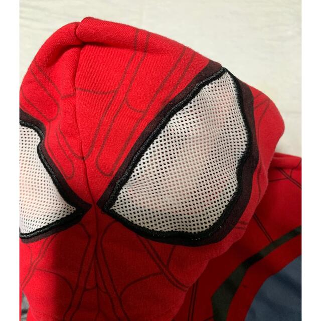 MARVEL(マーベル)の推定130cm スパイダーマン　パーカー　裏起毛　薄手 キッズ/ベビー/マタニティのキッズ服男の子用(90cm~)(ジャケット/上着)の商品写真