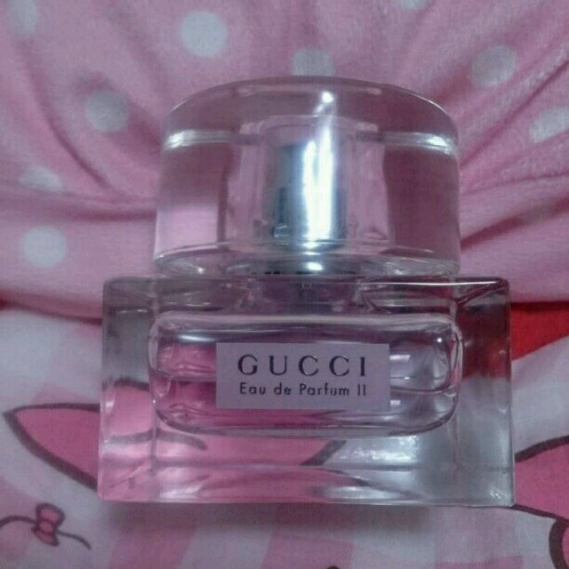Gucci(グッチ)のグッチ香水オーデパルファン2 50ml コスメ/美容の香水(香水(女性用))の商品写真
