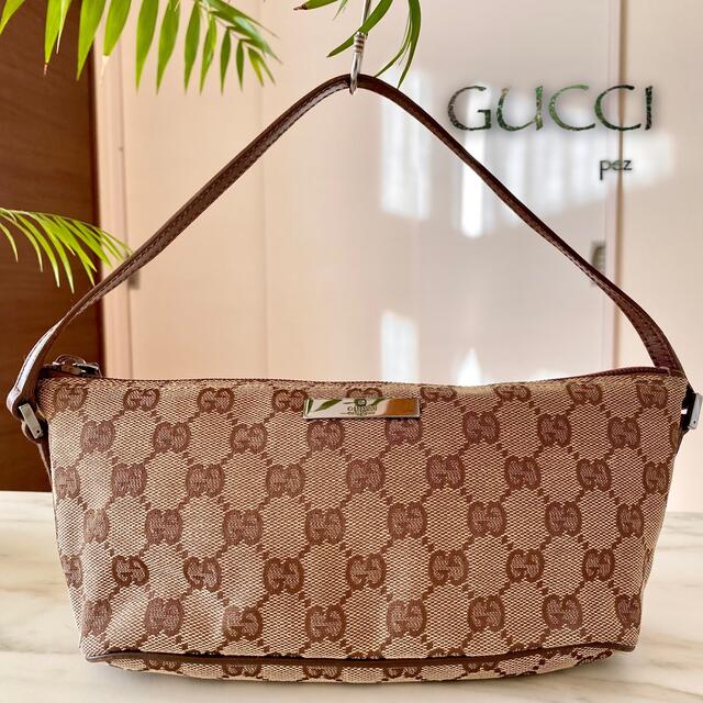 極美品 GUCCI グッチ GG柄 約3.8万 アクセサリーポーチ レディース