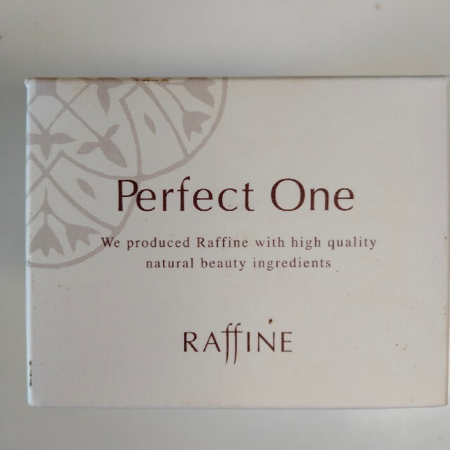 PERFECT ONE(パーフェクトワン)のRaffine PerfectOne 美容液ジェル コスメ/美容のスキンケア/基礎化粧品(美容液)の商品写真