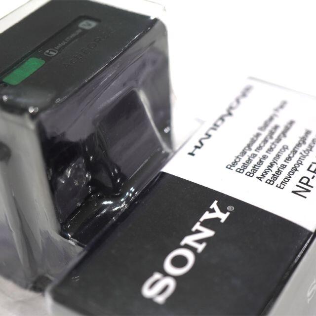 SONY(ソニー)の正規品 SONY NP-FV100 純正バッテリー 3700mAh ソニー スマホ/家電/カメラのカメラ(ビデオカメラ)の商品写真