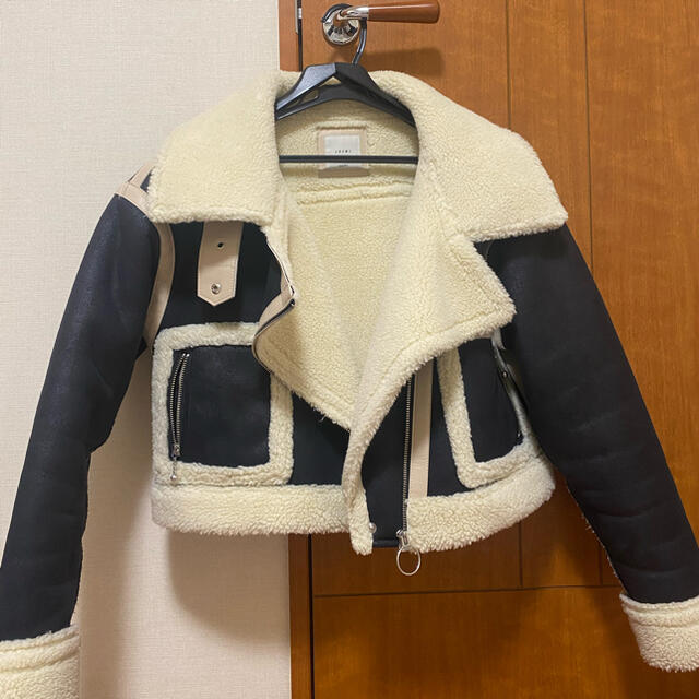 juemi ムートンジャケット レディースのジャケット/アウター(ムートンコート)の商品写真