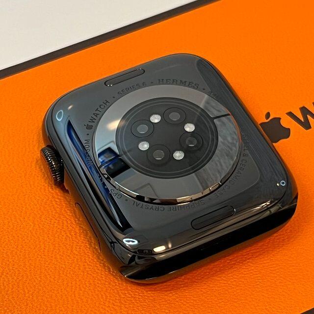 Hermes(エルメス)のApple Watch 6 HERMES 黒44mm AppleCare+付き メンズの時計(腕時計(デジタル))の商品写真