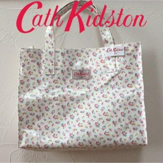 キャスキッドソン(Cath Kidston)の新品 キャスキッドソン キャリーオール リトルローズホワイト(ハンドバッグ)