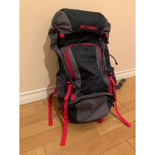 コロンビア(Columbia)の未使用コロンビア　30l リュック　グレー×レッド　バックパック(バッグパック/リュック)