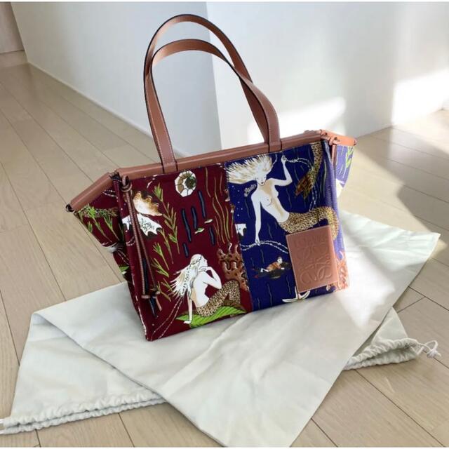 LOEWE - LOEWE クッショントート (マーメイド キャンバス&カーフスキン)