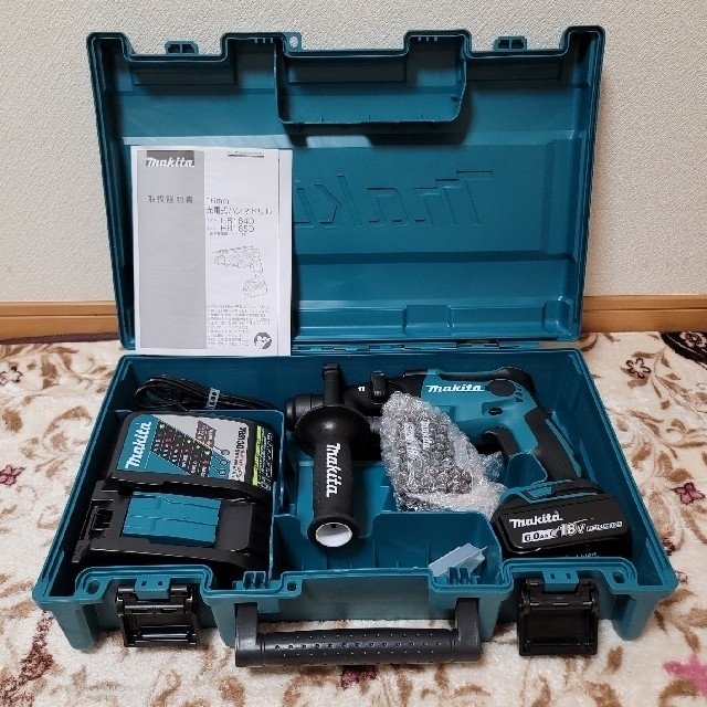 Makita(マキタ)のmakita マキタHR165DRGX充電式ハンマドリル 新品未使用品 スポーツ/アウトドアの自転車(工具/メンテナンス)の商品写真