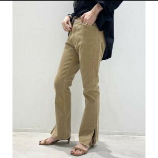 L'Appartement DEUXIEME CLASSE(パンツ ・ イエロー/黄色系)の L'Appartement DEUXIEME CLASSE(パンツ ・ イエロー/黄色系)の