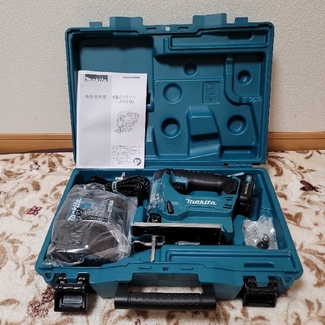 Makita(マキタ)のmakita マキタ JV101DSH 充電式ジグソー 新品未使用品 スポーツ/アウトドアの自転車(工具/メンテナンス)の商品写真