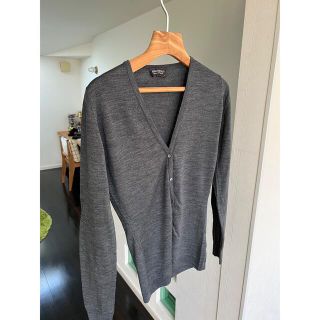 ジョンスメドレー(JOHN SMEDLEY)のジョンスメドレー JOHN SMEDLEY Vネック　ニット　カーディガン 美品(ニット/セーター)